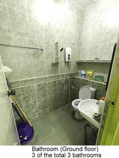 2-storey Terraced House for Sale in Taman Impian Emas (Skudai) - Bill Ong - Bathroom - PropertyGuru.com.my