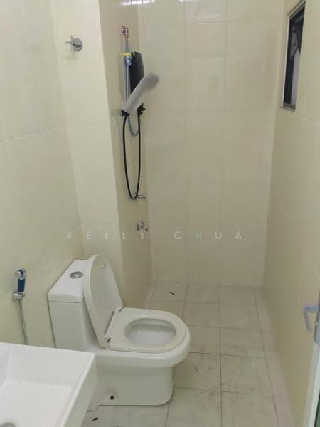 Kondominium untuk Disewa di The Sky Residence - Kelly Chua - Bathroom - PropertyGuru.com.my