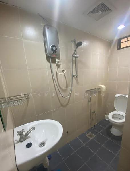 Condominium for Rent at Vista Komanwel C - DARREN WONG - Bathroom - PropertyGuru.com.my