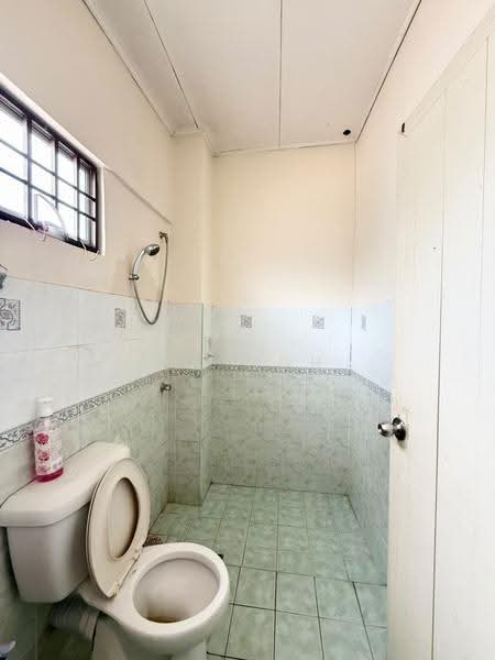 Rumah Teres 2-Tingkat untuk Dijual di Sungai Ara (Penang) - CK Goh - Bathroom - PropertyGuru.com.my