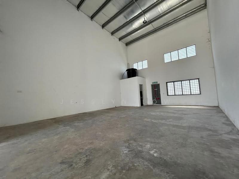 Shop / Office for Rent in Taman Merdeka Jaya (Batu Berendam) - Jesslyn Low - Interior - PropertyGuru.com.my