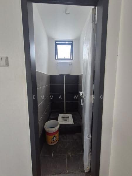 Shop for Rent in Johor Bahru (Johor) - Gemma Wong - Bathroom - PropertyGuru.com.my