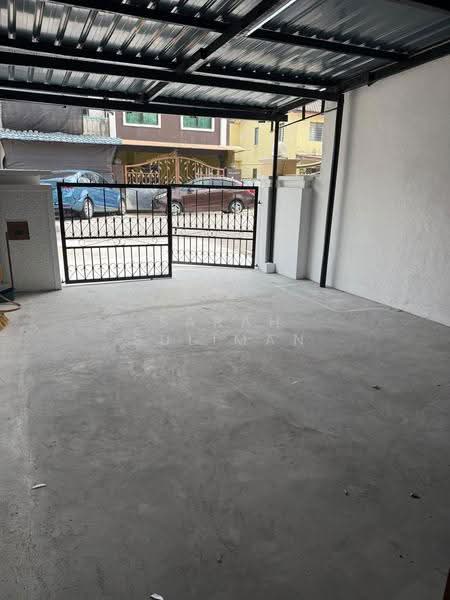 Rumah Teres 2-Tingkat untuk Disewa di Batu Caves (Selangor) - Sarah Suliman - Exterior - PropertyGuru.com.my