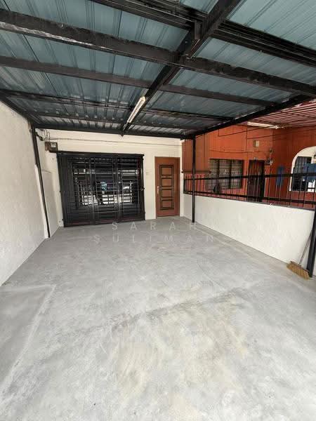 Rumah Teres 2-Tingkat untuk Disewa di Batu Caves (Selangor) - Sarah Suliman - Exterior - PropertyGuru.com.my
