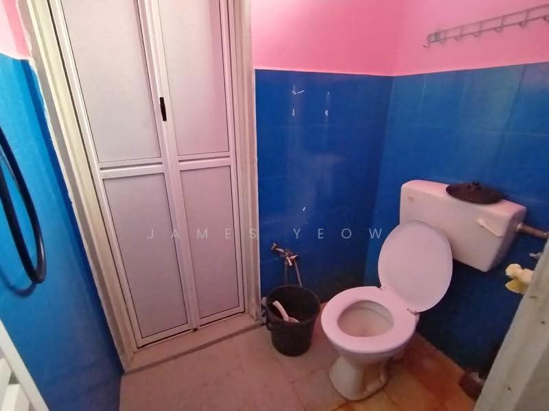 2-storey Terraced House for Sale in Taman Bukit Cheng (Cheng) - James Yeow - PropertyGuru.com.my
