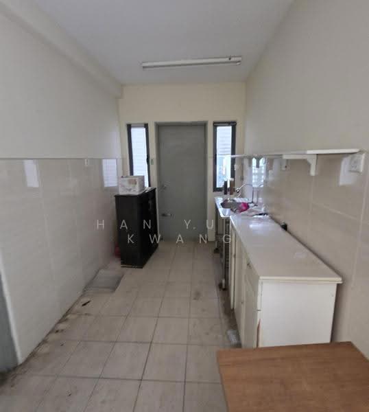 Soho for Sale in Puchong (Selangor) - Han Yung Kwang - Kitchen - PropertyGuru.com.my