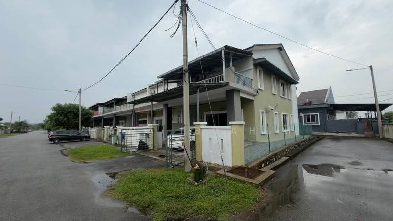 2-storey Terraced House for Sale in Sepang (Selangor) - Hawa Ibrahim - Exterior - PropertyGuru.com.my