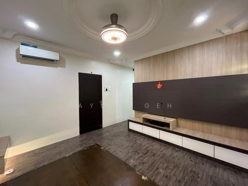 Rumah Teres 2-Tingkat untuk Dijual di Taman Desa Impiana (Alor Setar) - Jayden Geh - Living Room - PropertyGuru.com.my