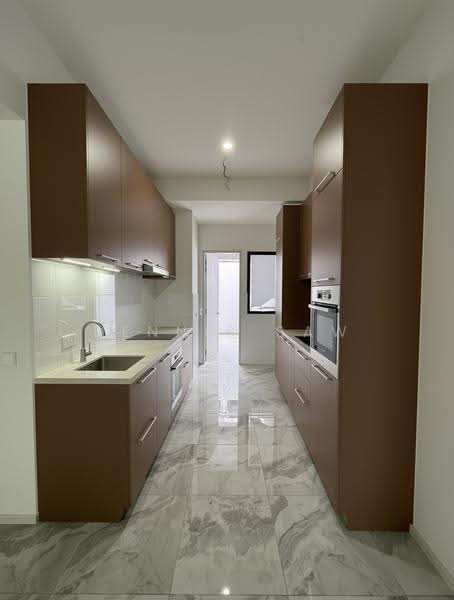 3-storey Terraced House for Rent in Melawati (Selangor) - Dennis Saw - Kitchen - PropertyGuru.com.my