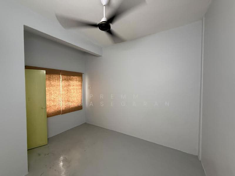 Tanah Kediaman untuk Dijual di Batu Gajah (Perak) - Premm Enbasegaran - Interior - PropertyGuru.com.my