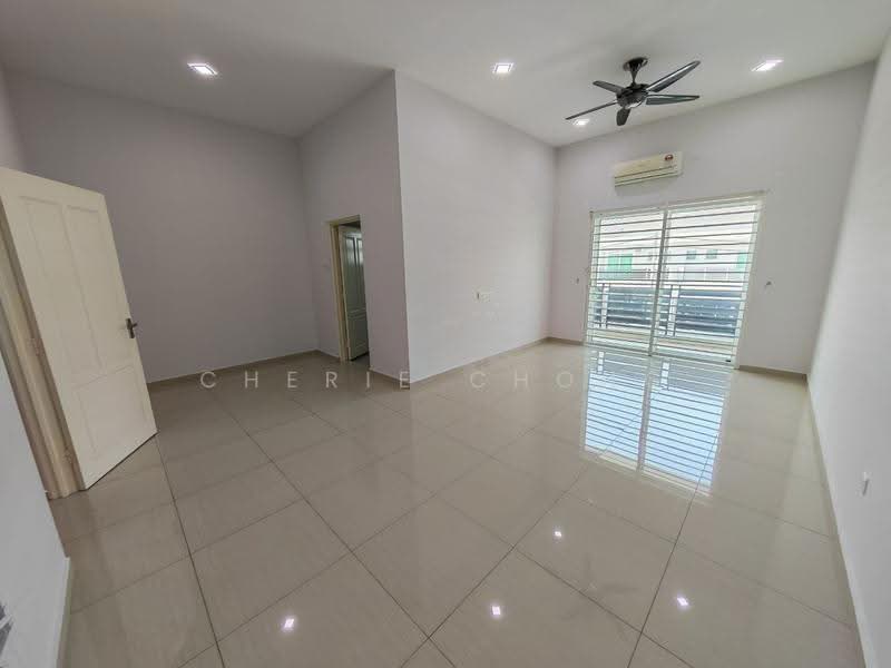 Rumah Teres 2-Tingkat untuk Dijual di Ipoh (Perak) - Cherie Chong - Living Room - PropertyGuru.com.my
