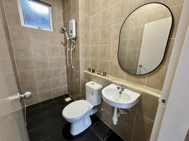 Apartment for Rent at Seri Topaz - Elynn Ng - Bathroom - PropertyGuru.com.my