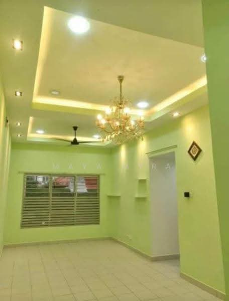 Pangsapuri untuk Disewa di Gapura Bayu - Maya Myra - Living Room - PropertyGuru.com.my