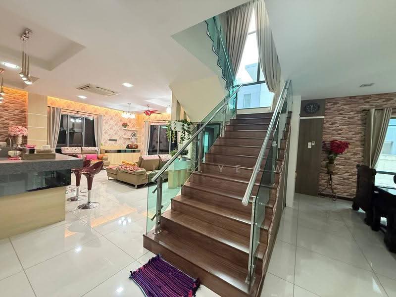 Bungalow House for Sale in Ipoh (Perak) - Joline YEOW - Living Room - PropertyGuru.com.my