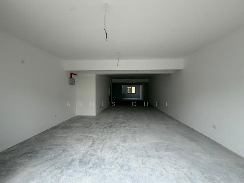Shop / Office for Rent in Kampung Melayu Sri Kundang (Rawang) - Agnes Chee - Interior - PropertyGuru.com.my