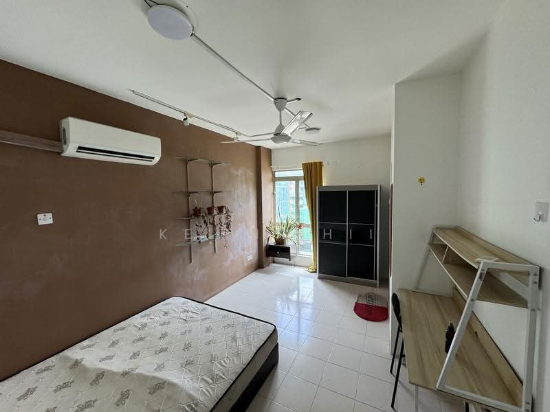 Kondominium untuk Disewa di Warisan City View - Kelvin Hii - Bedroom - PropertyGuru.com.my