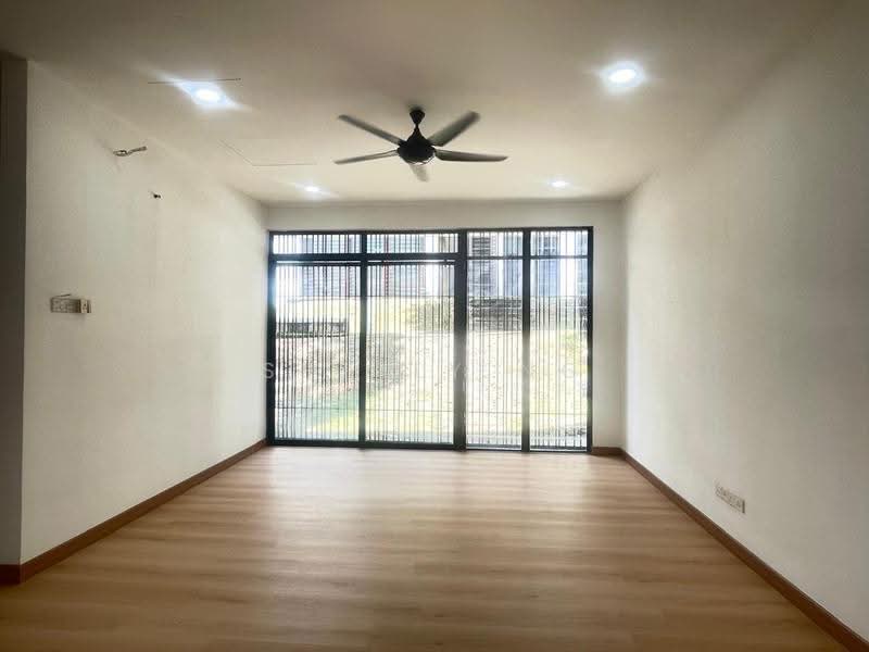 2.5-storey Terraced House for Rent in Rawang (Selangor) - Shirly Ng - Living Room - PropertyGuru.com.my