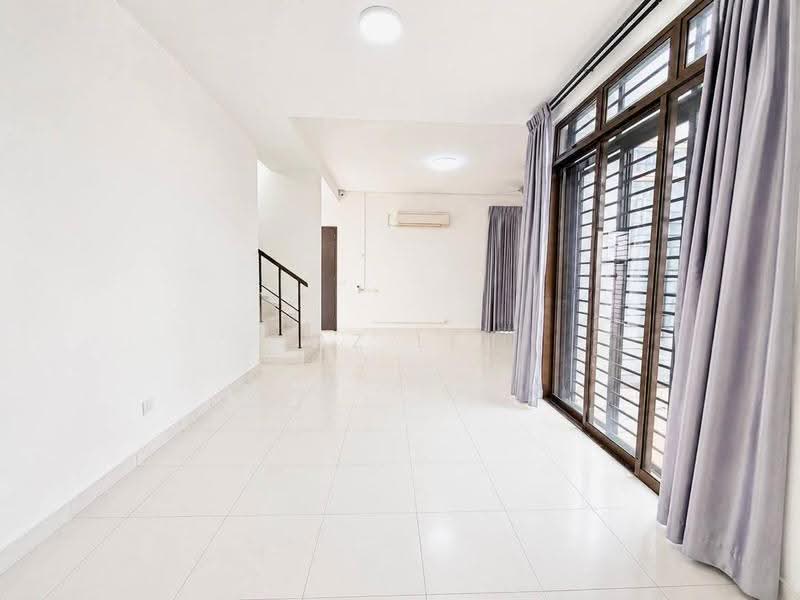 Rumah Kluster untuk Dijual di Setia Tropika (Johor Bahru) - Jaz Lee - PropertyGuru.com.my