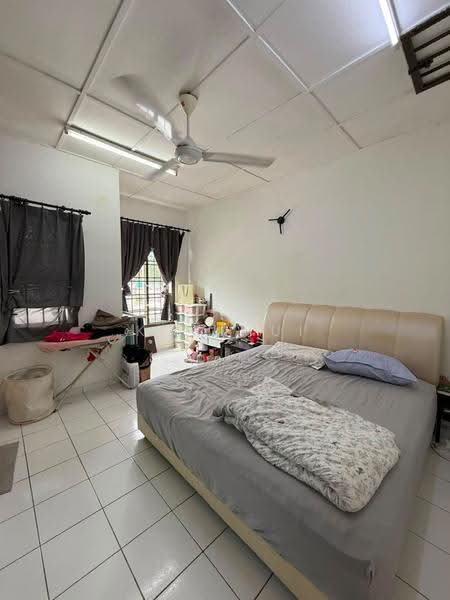 2-storey Terraced House for Sale in Taman Setia Indah (Tebrau) - Kok Hui - Bedroom - PropertyGuru.com.my