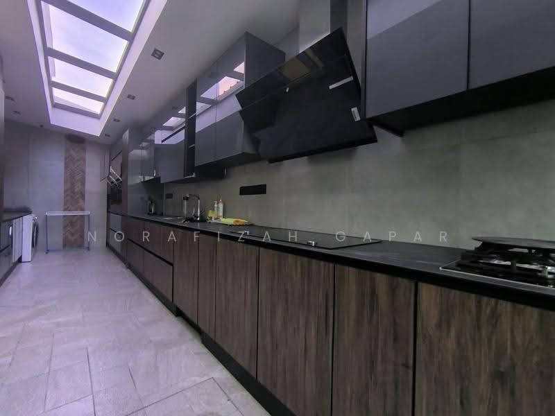 Bungalow House for Rent in Cyberjaya (Selangor) - NoraFizah Gapar - Kitchen - PropertyGuru.com.my
