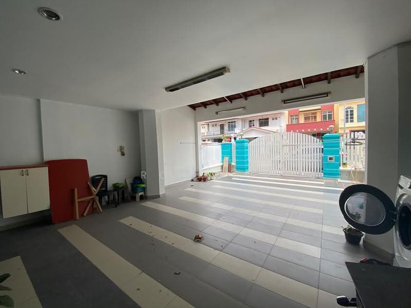 2.5-storey Terraced House for Rent in Taman Perling (Perling) - Roy Yap - Exterior - PropertyGuru.com.my