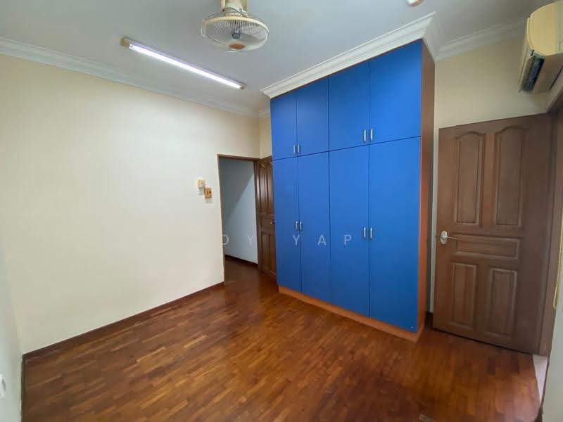 2.5-storey Terraced House for Rent in Taman Perling (Perling) - Roy Yap - Bedroom - PropertyGuru.com.my