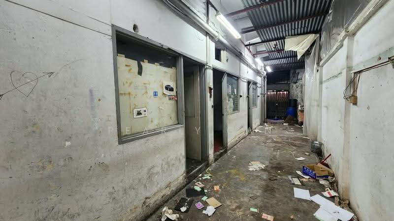 Shop / Office for Sale in Pudu (KL City Centre) - Pearly Gan - Corridor - PropertyGuru.com.my