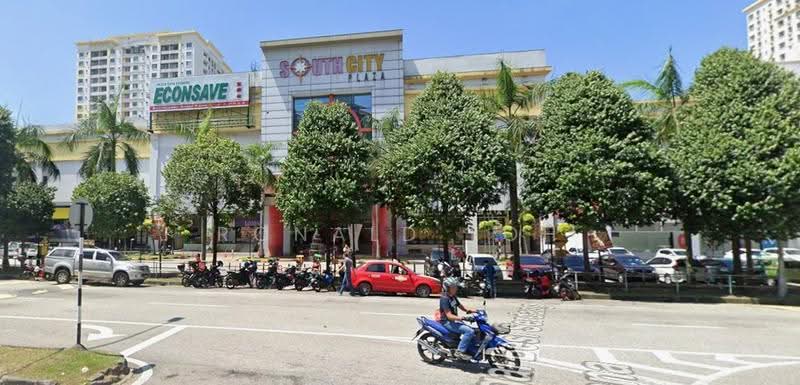 Retail Space for Rent in Serdang (Seri Kembangan) - Ronald Loh - Exterior - PropertyGuru.com.my