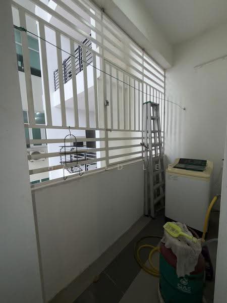 Kondominium untuk Disewa di Scott Residence - Harold Lee - Balcony - PropertyGuru.com.my