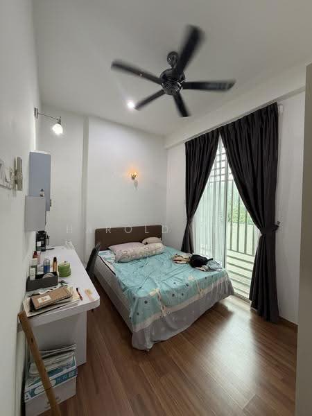 Kondominium untuk Disewa di Scott Residence - Harold Lee - Bedroom - PropertyGuru.com.my