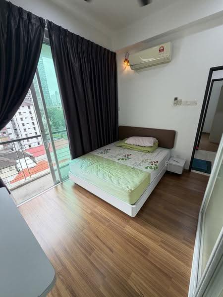 Kondominium untuk Disewa di Scott Residence - Harold Lee - Bedroom - PropertyGuru.com.my