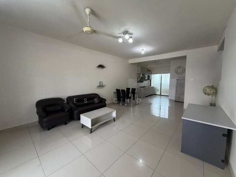 Townhouse for Rent in Bandar 16 Sierra ,Odora sierra 1 (Puchong) - Jess Chong - Living Room - PropertyGuru.com.my