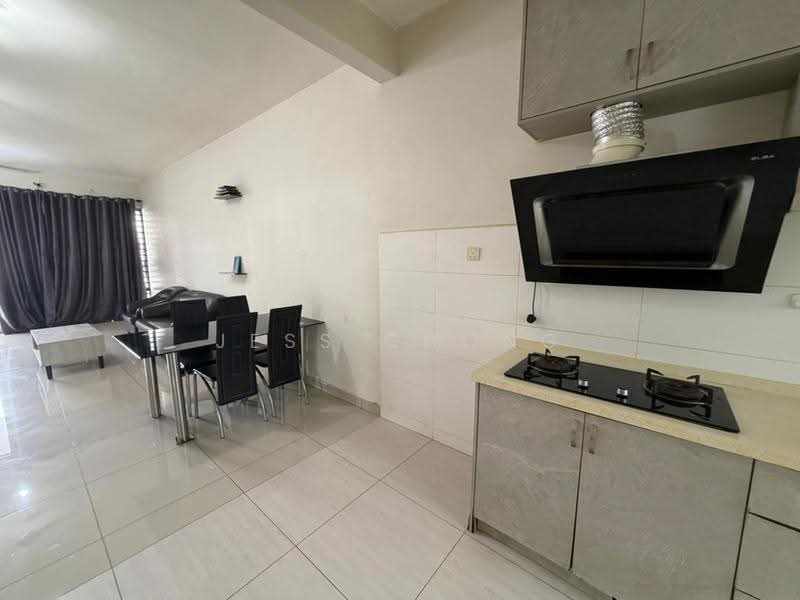 Townhouse for Rent in Bandar 16 Sierra ,Odora sierra 1 (Puchong) - Jess Chong - Living Room - PropertyGuru.com.my