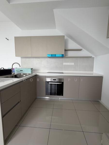 Service Residence for Sale at Residensi Estetik 8 (Est8) - Dorene Pui - Kitchen - PropertyGuru.com.my