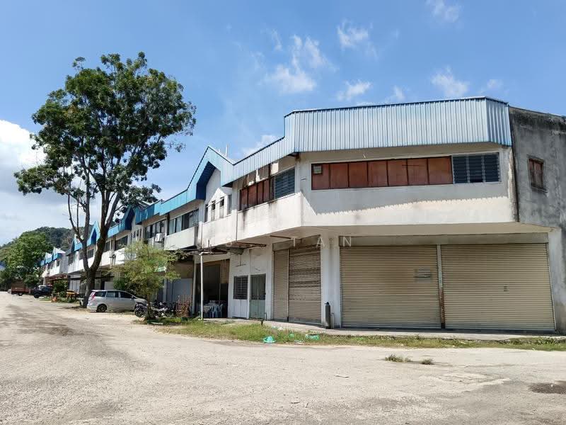 Terrace Factory for Sale in Semenyih (Selangor) - Ms. Tan - Exterior - PropertyGuru.com.my