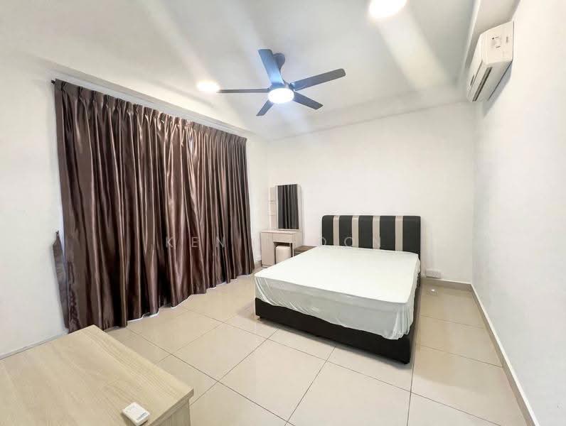 Kediaman Servis untuk Disewa di D'Putra Suites - Ken Phoon - Bedroom - PropertyGuru.com.my