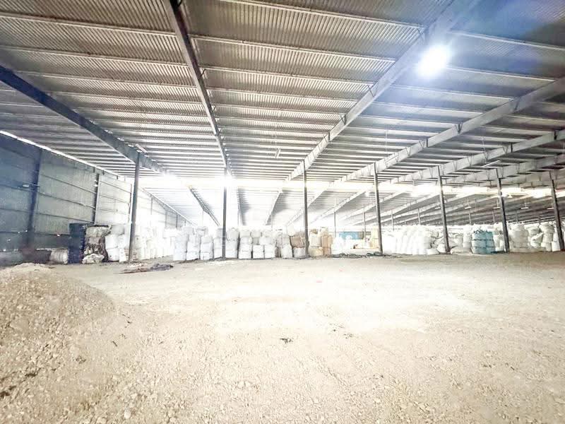 Gudang untuk Disewa di Kampung Bukit Kemuning (Shah Alam) - Peggy Lim - Interior - PropertyGuru.com.my