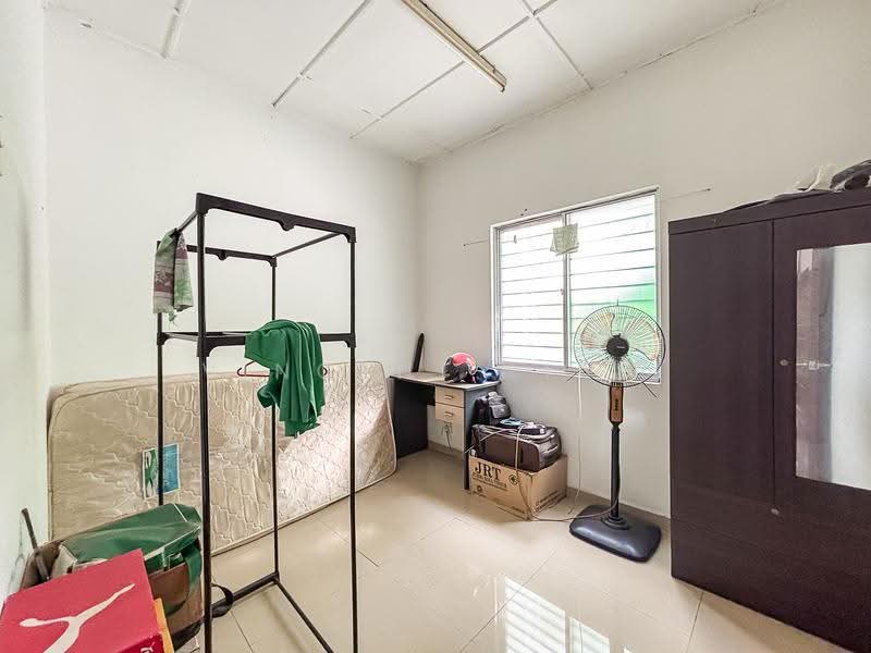 Semi-Detached House for Sale in Seksyen 7 (Kota Damansara) - Vincent Liaw - Bedroom - PropertyGuru.com.my
