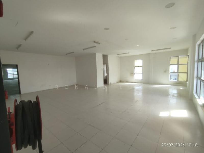Semi-D Factory for Rent in Taman Industri Selesa Jaya (Balakong) - Ronald Loh - Interior - PropertyGuru.com.my