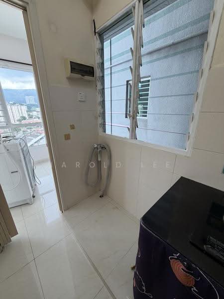 Pangsapuri untuk Dijual di Central Garden - Harold Lee - Yard - PropertyGuru.com.my