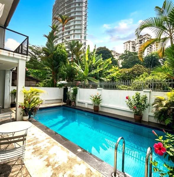2-storey Terraced House for Rent in Desa Sri Hartamas (Sri Hartamas) - Carrie Paang - Exterior - PropertyGuru.com.my