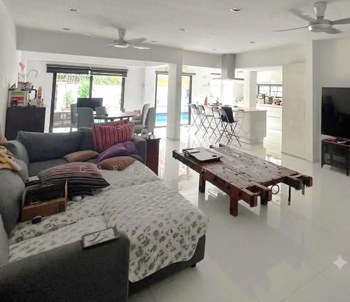 2-storey Terraced House for Rent in Desa Sri Hartamas (Sri Hartamas) - Carrie Paang - Living Room - PropertyGuru.com.my