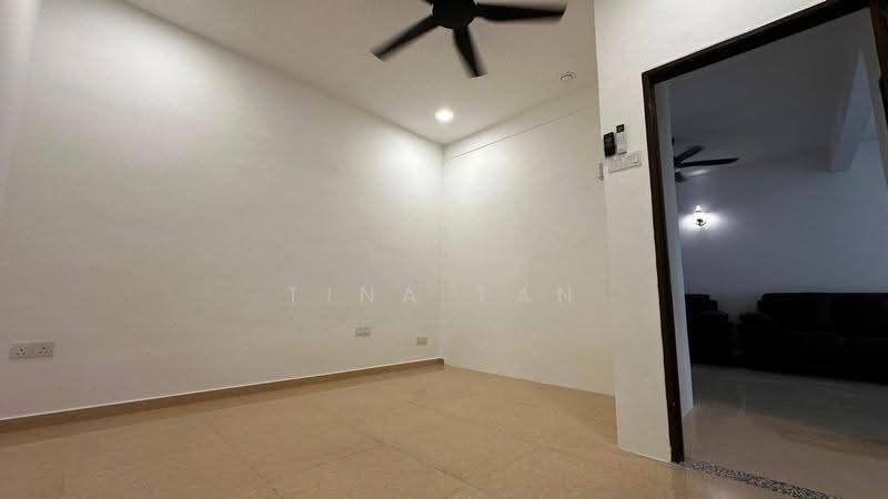 Rumah Teres 2-Tingkat untuk Disewa di Ulu Tiram (Johor) - Tina Tan - Living Room - PropertyGuru.com.my