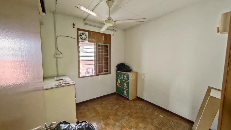 Rumah Teres 2-Tingkat untuk Dijual di Taman Lestari Perdana (Seri Kembangan) - Ben Mok - Bedroom - PropertyGuru.com.my