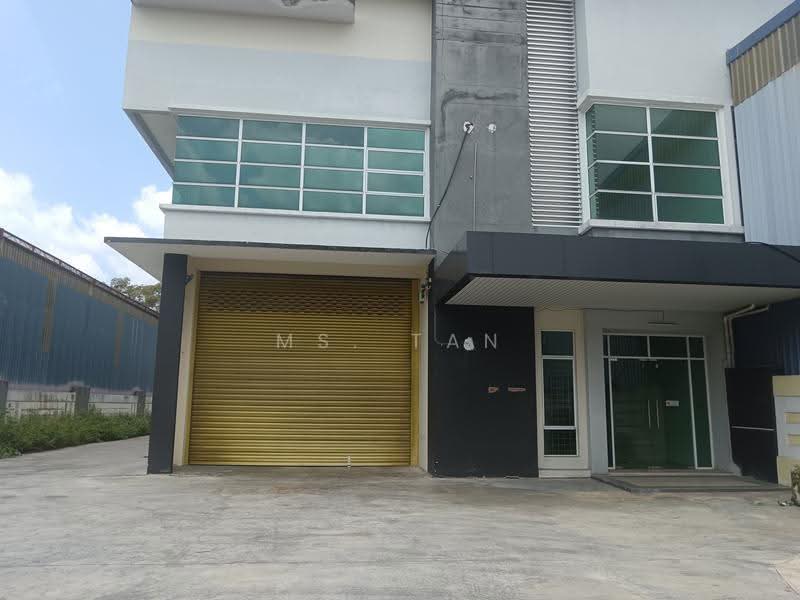 Semi-D Factory for Sale in Kawasan Perindustrian Beranang (Beranang) - Ms. Tan - Exterior - PropertyGuru.com.my