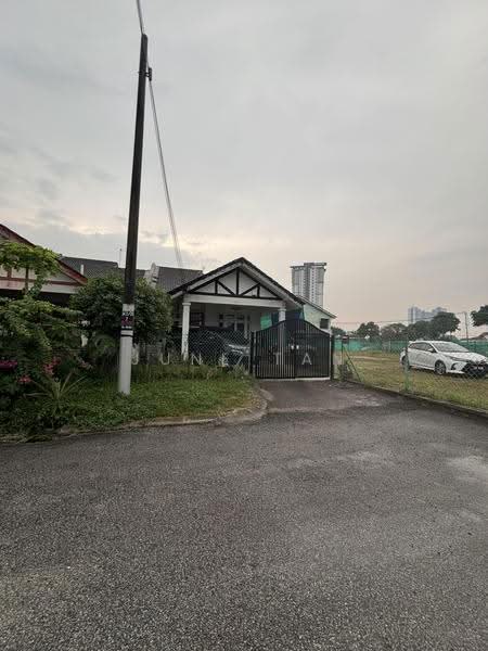 Terraced House for Sale in Taman Molek (Johor Bahru) - June Tan - Exterior - PropertyGuru.com.my