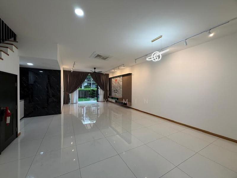 2-storey Terraced House for Rent in Senibong (Permas Jaya) - Joy Min - Living Room - PropertyGuru.com.my