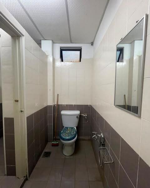 Office for Rent in Kuantan (Pahang) - Kenny Loo - Bathroom - PropertyGuru.com.my