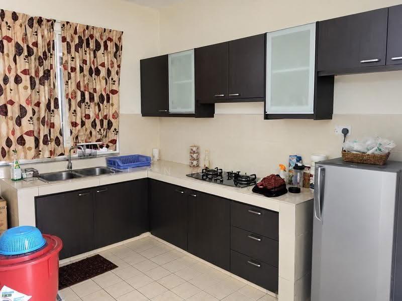 Condominium for Rent at Pearl Avenue - Sean Ch’ng - Kitchen - PropertyGuru.com.my