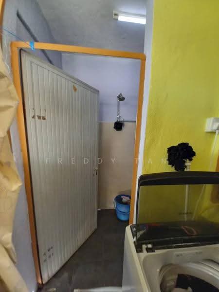 Pangsapuri untuk Dijual di Mahsuri Apartment - Freddy Tan - Bathroom - PropertyGuru.com.my